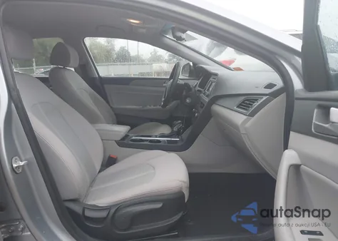 2015 Hyundai Sonata Se z USA, uszkodzony, nr VIN 5NPE24AF3FH210839